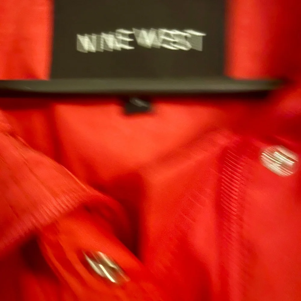 Nine West size M raincoat. Fantastic condition. zippered - Picture 4 of 6